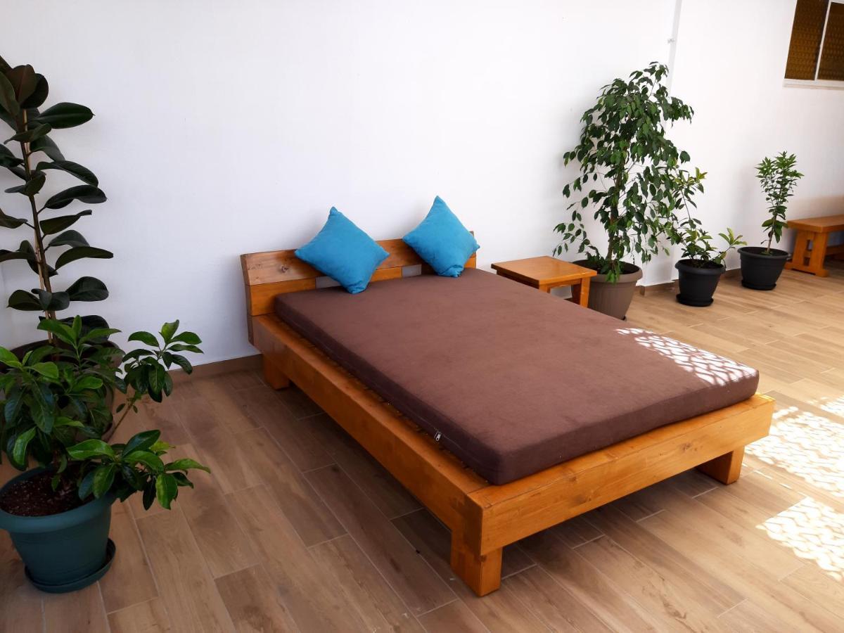 לוטראקי Central Apartment Near The Beach With Huge Private Terrace מראה חיצוני תמונה