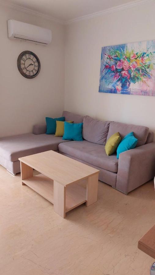 לוטראקי Central Apartment Near The Beach With Huge Private Terrace מראה חיצוני תמונה
